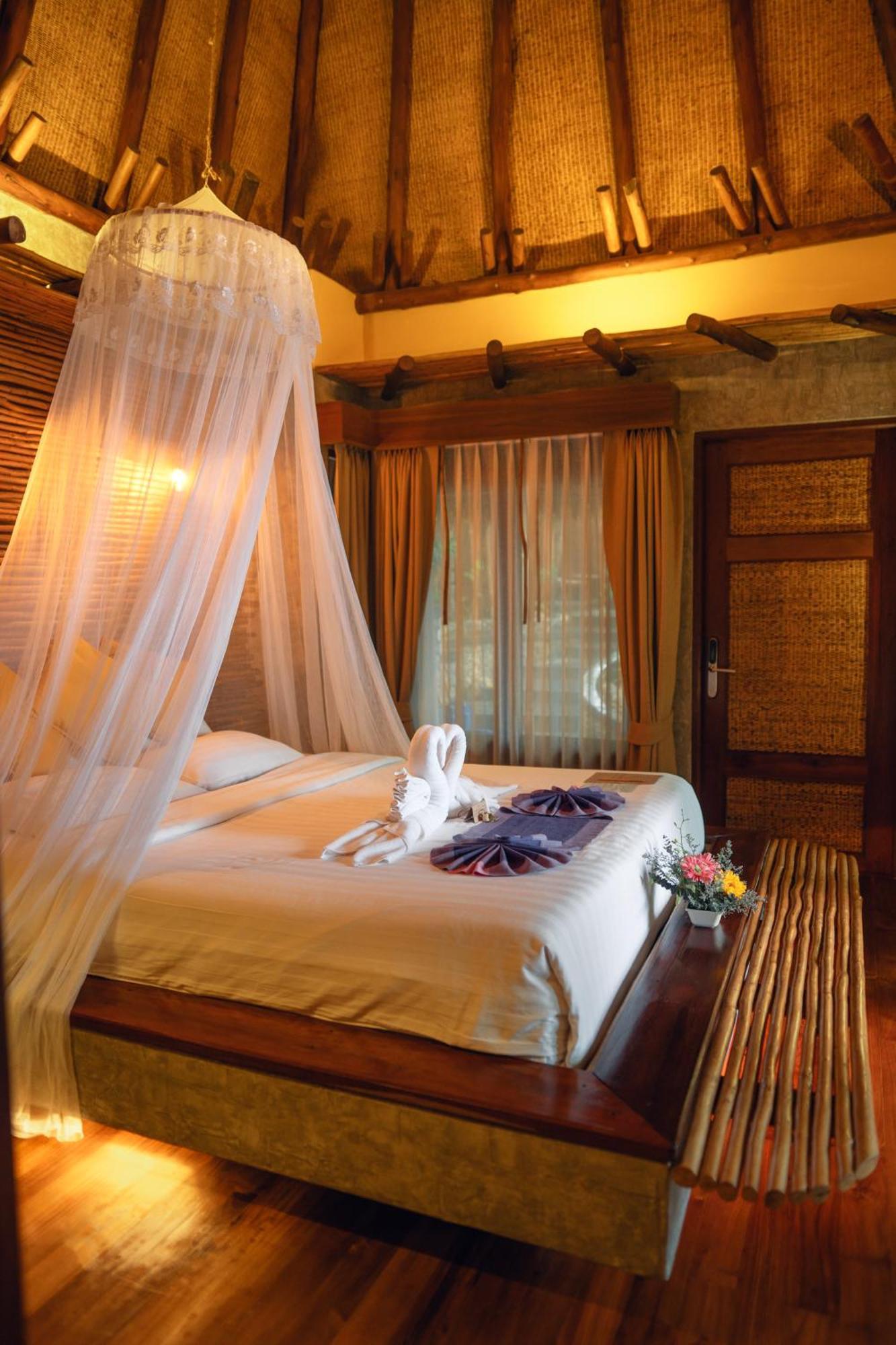 View Point Resort Тау Экстерьер фото